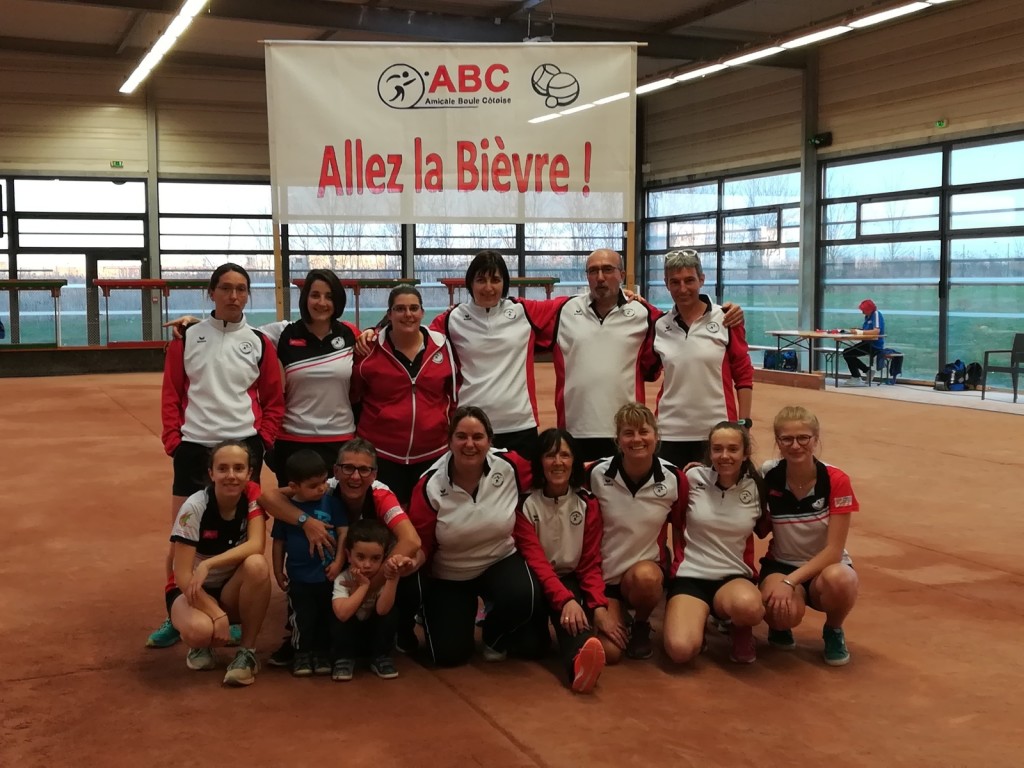 ob_ab23b4_filles-en-finale